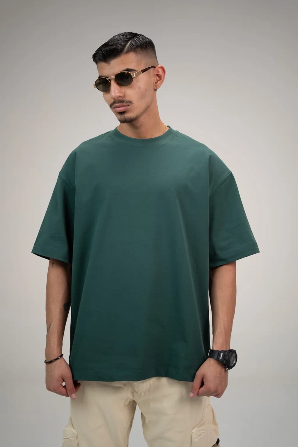 تیشرت Neromoda Dark Green Front On Model