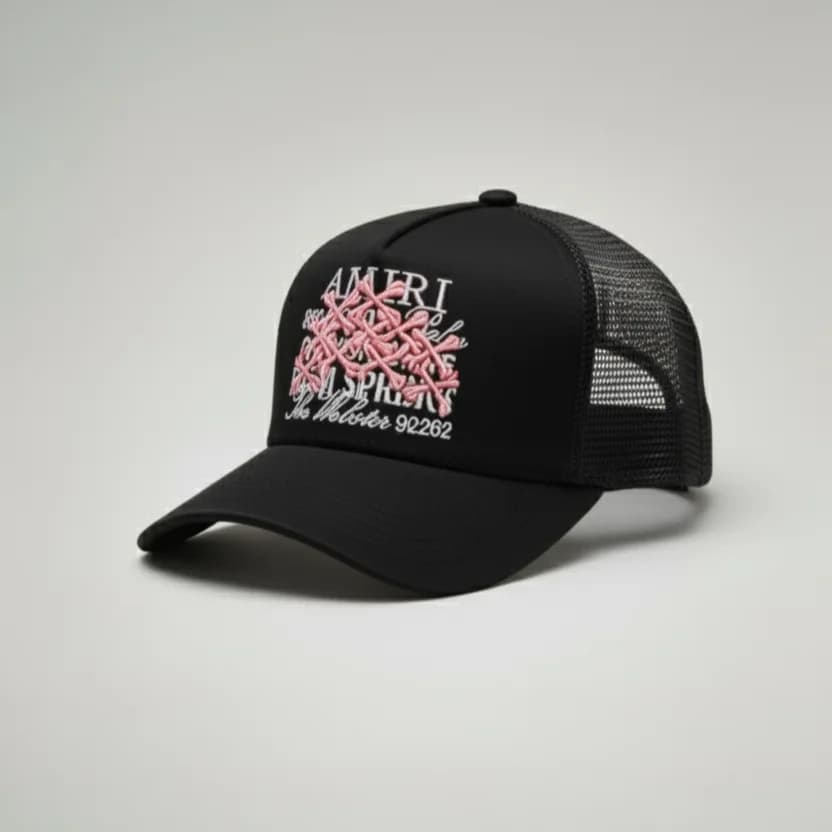 محصول AMIRI Cap مشکی – نمای بغل