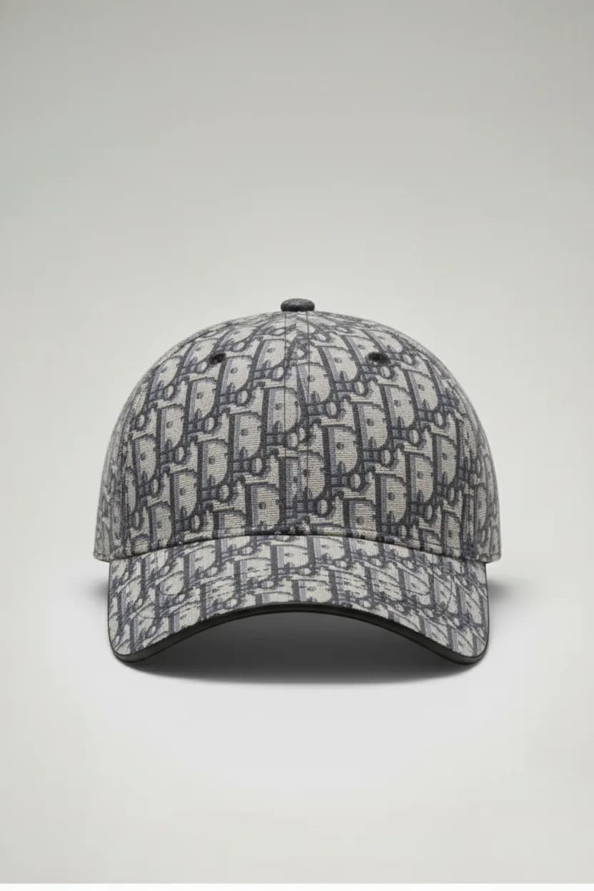 محصول Dior Cap Classic طوسی – نمای جلو