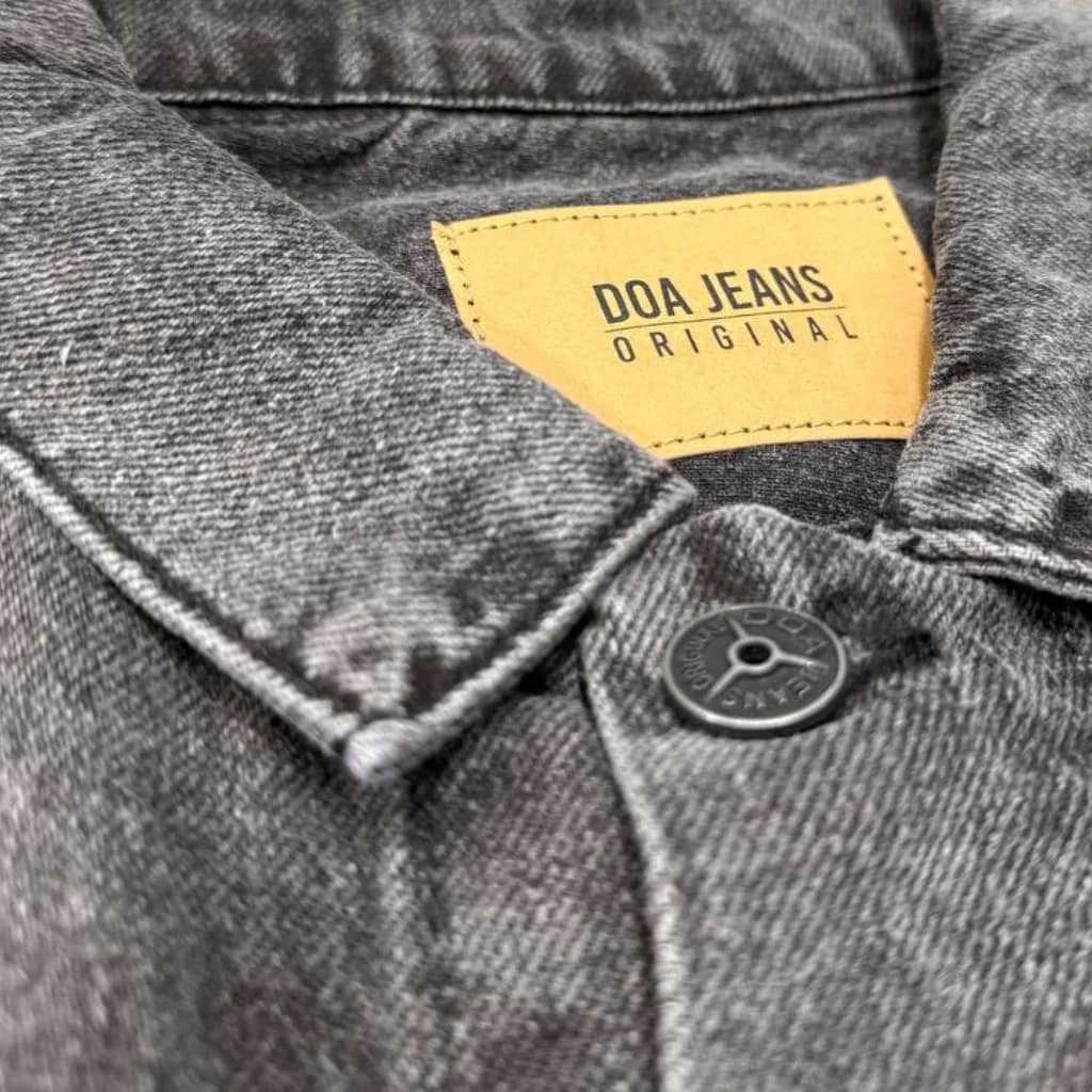 کاپشن  Doa Jeans