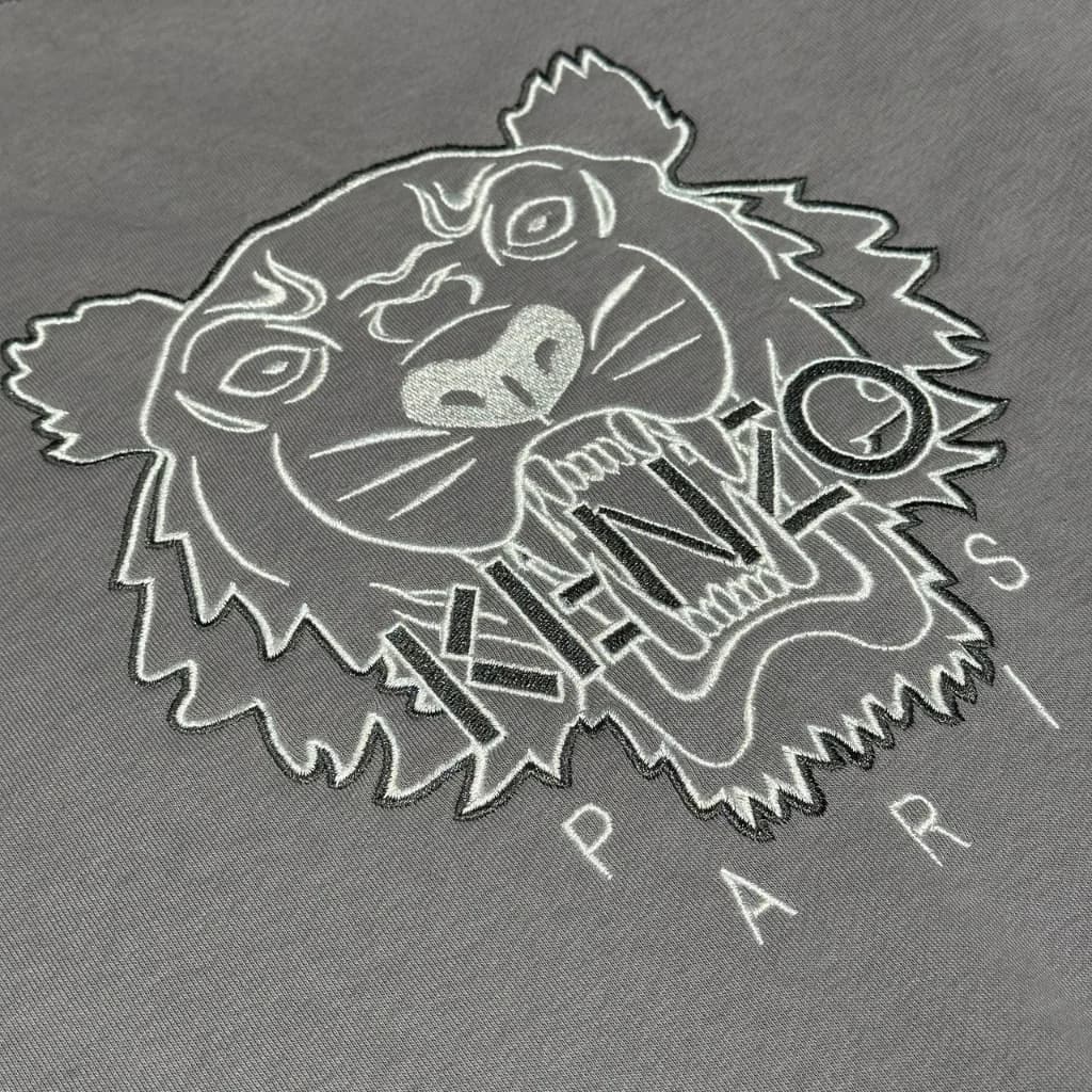 محصول Kenzo Tiger Sweatshirt طوسی – نمای جزئیات پارچه