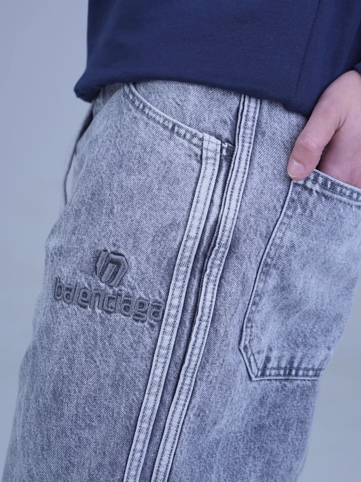 طوسی BALENCIAGA 590