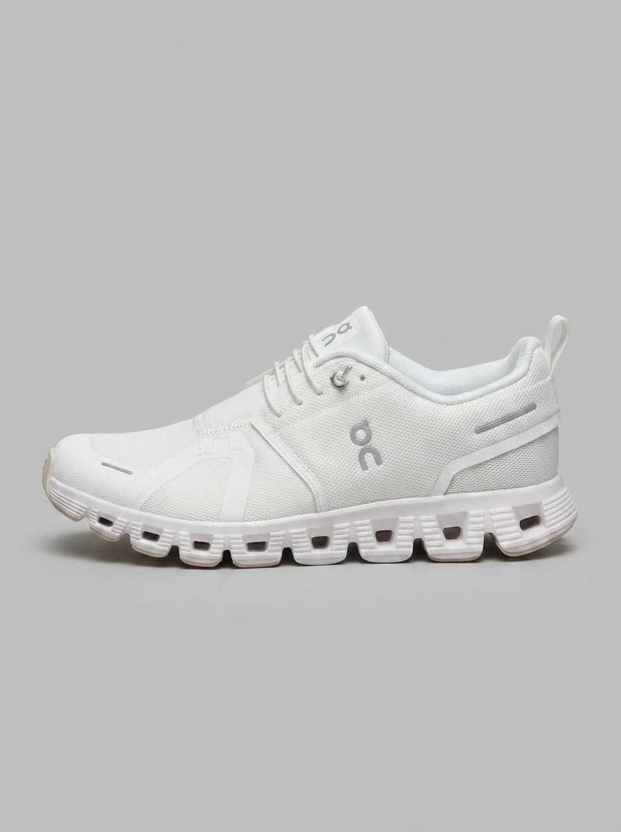 ON CLOUD کفش