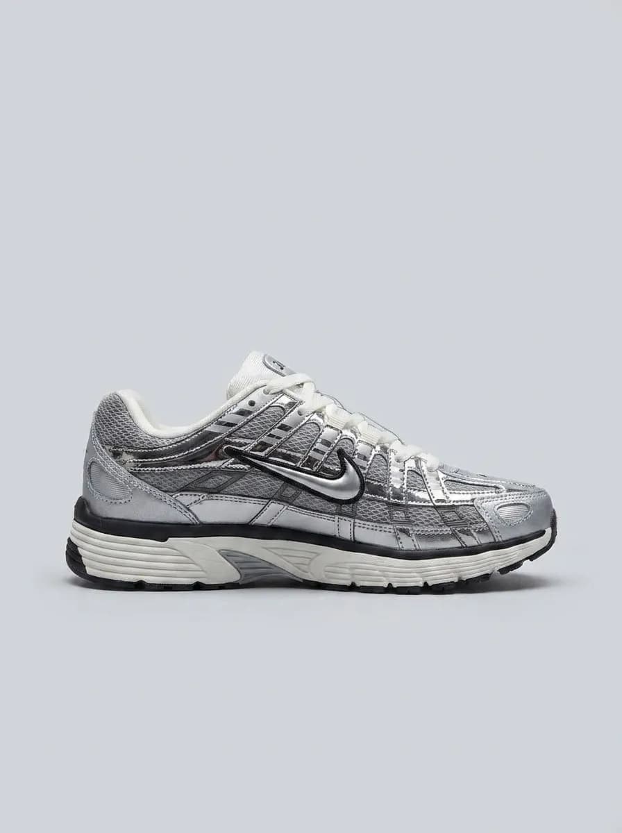 NIKE P6000