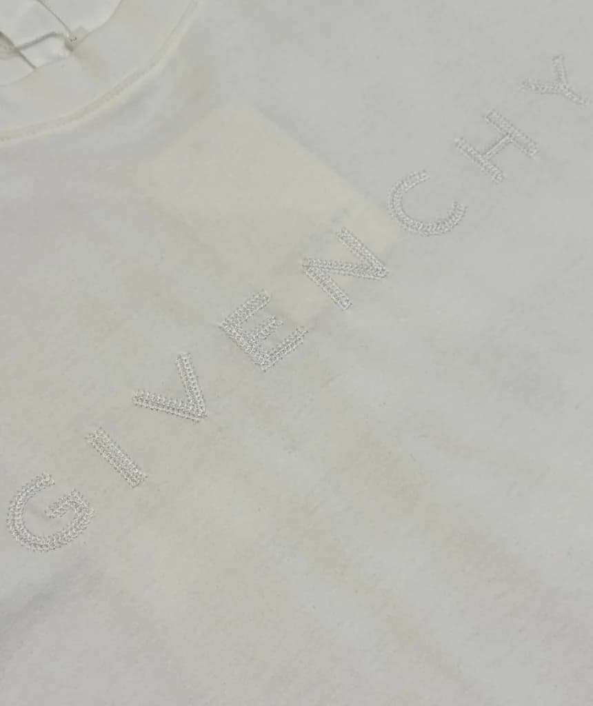 تیشرت Givenchy Detail 2 – نمای پشت