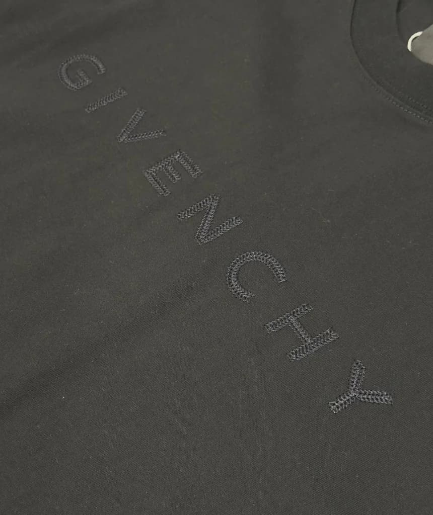 تیشرت Givenchy Detail 1