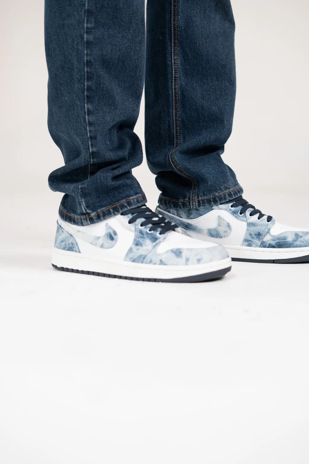 کتانی Nike Jordan 1 Low 5 جین آبی