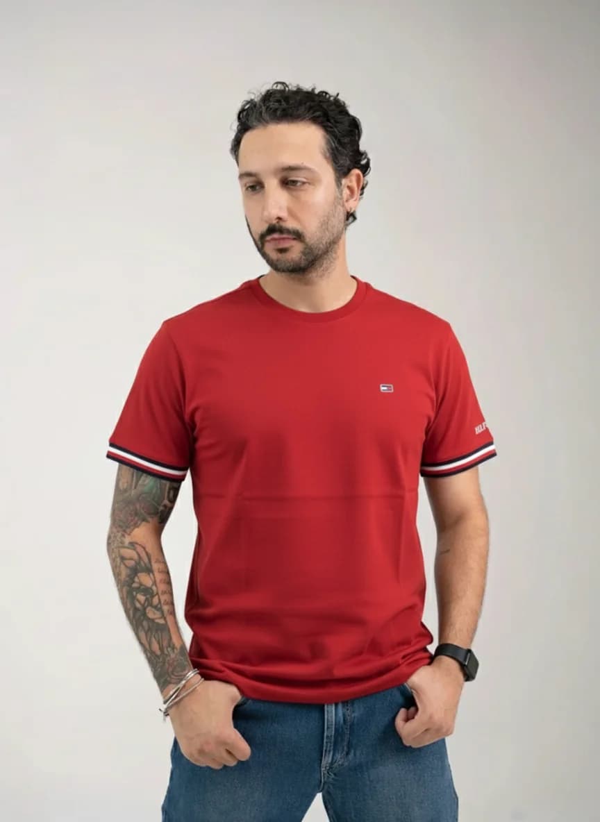 تیشرت tommy red 1 – نمای جلو