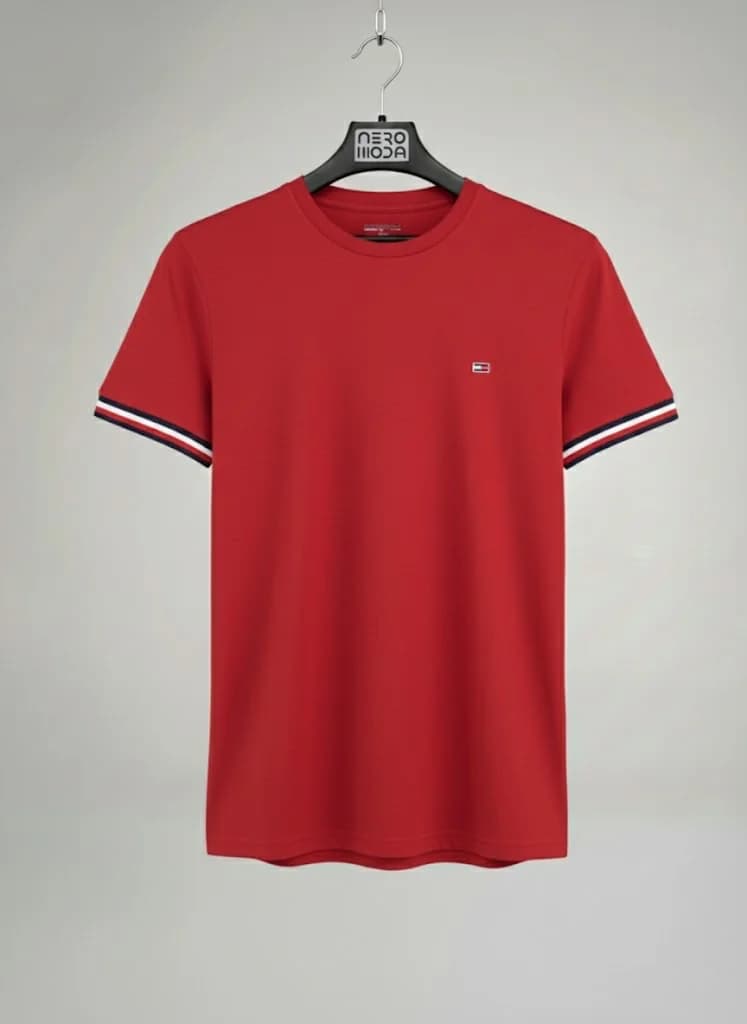 تیشرت tommy red – نمای آویز