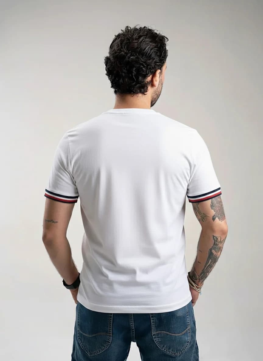 تیشرت tommy copy سفید – نمای پشت