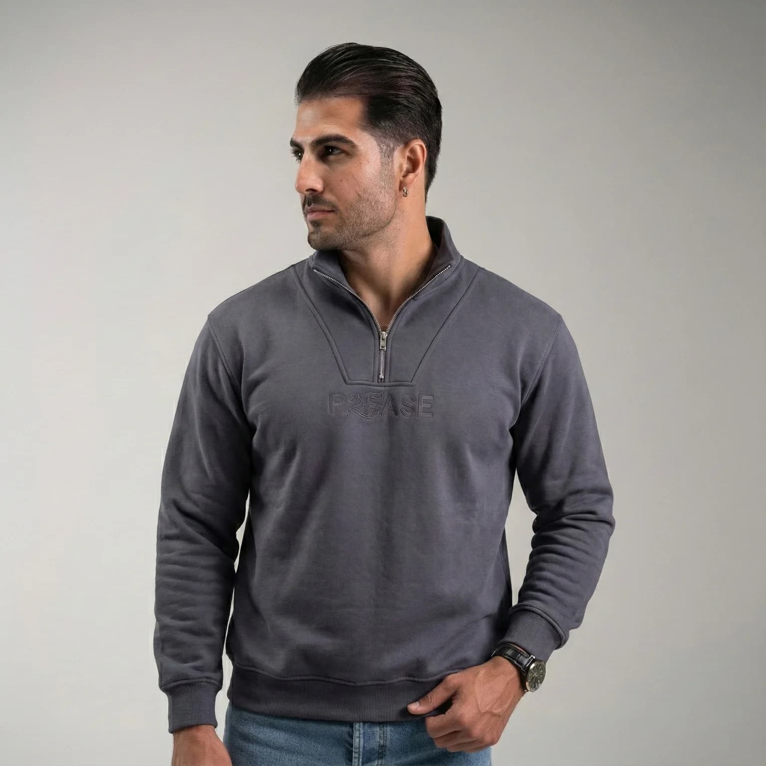 محصول Lesberry Half Zip Sweatshirt Front On Model طوسی